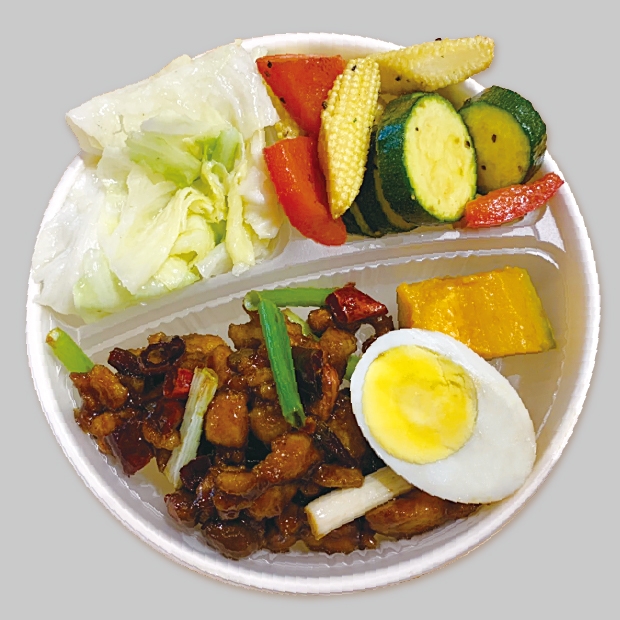 文心店便當_宮爆雞丁_620px.jpg